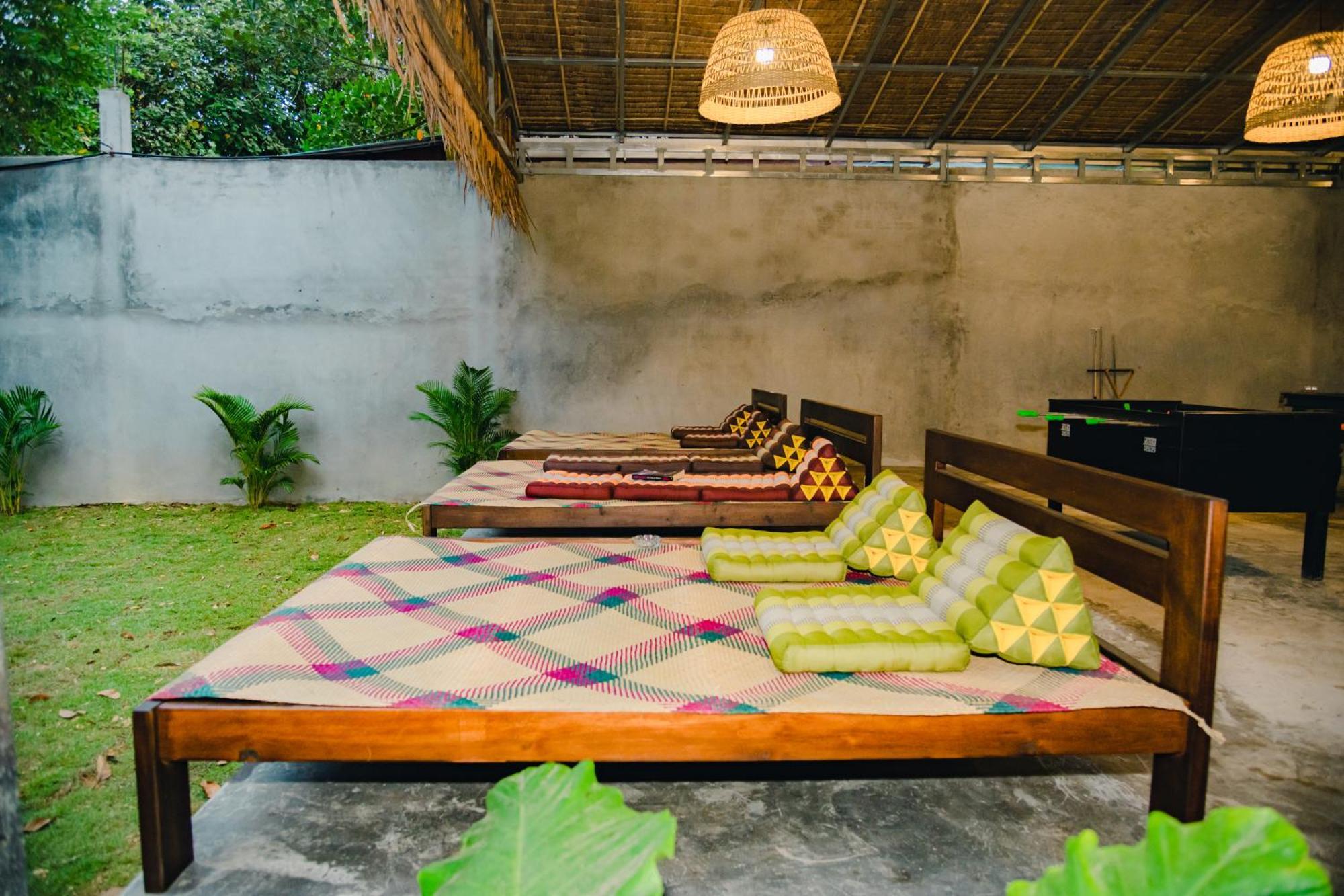 Banyan Tree Hostel Kampot Bagian luar foto