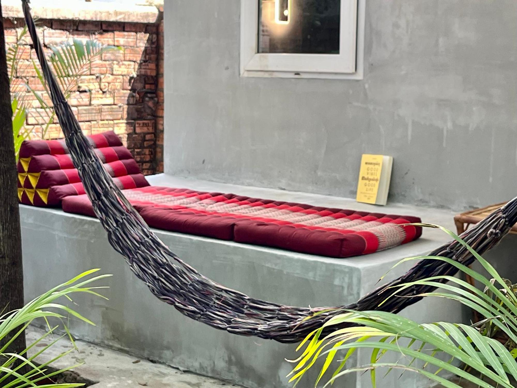 Banyan Tree Hostel Kampot Bagian luar foto