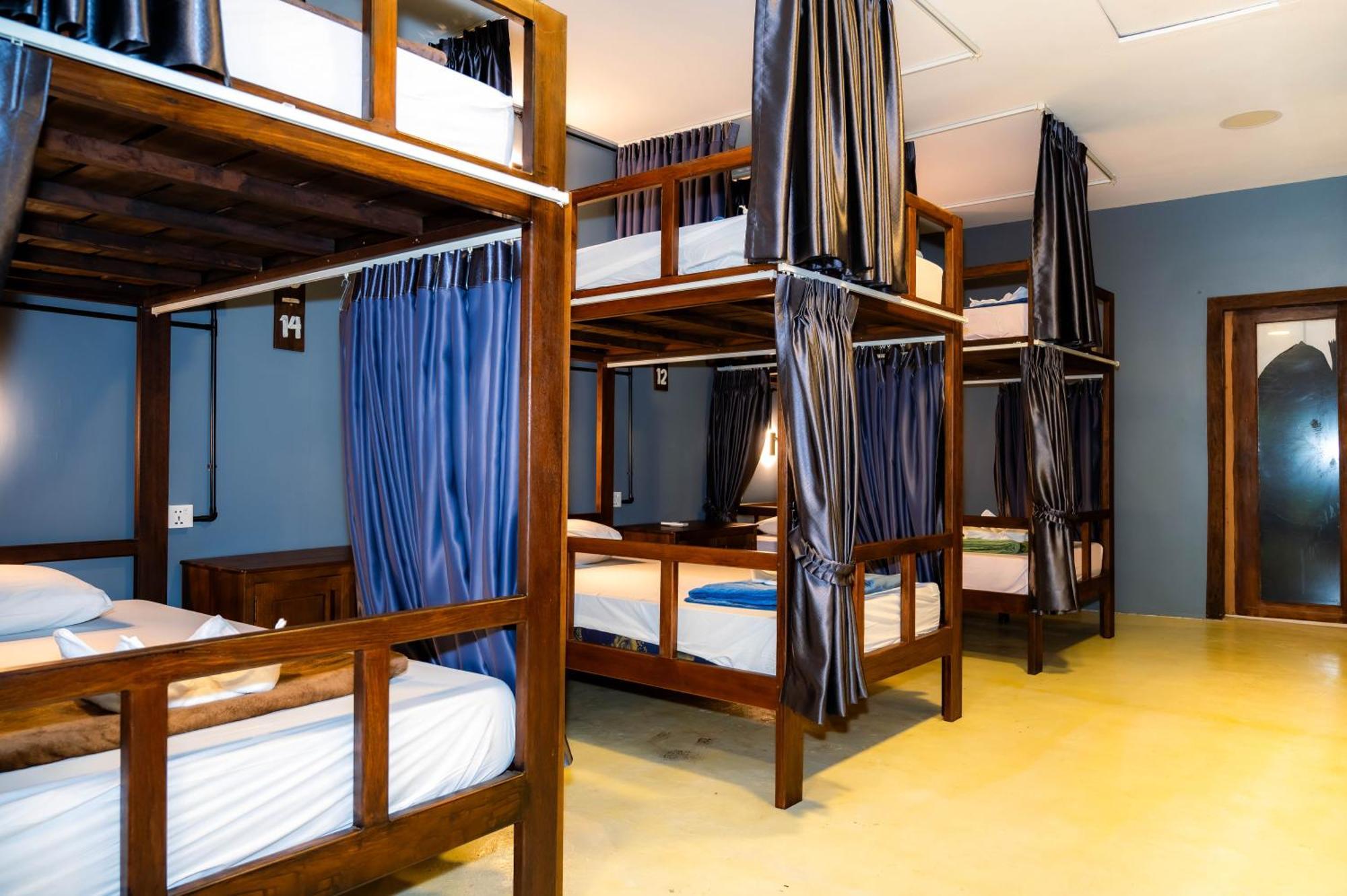 Banyan Tree Hostel Kampot Bagian luar foto